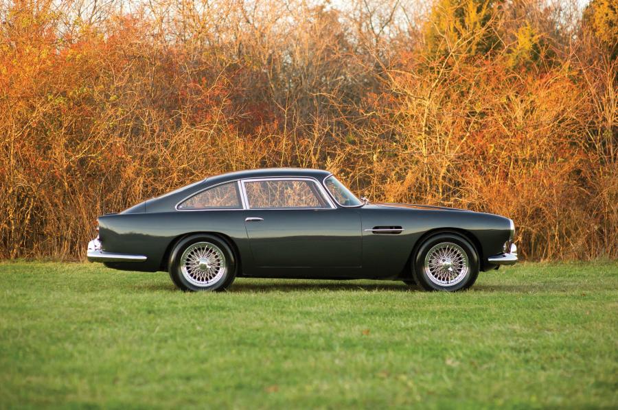  Aston Martin DB4 (910/R) 1962 года  (фото 24 из 27)